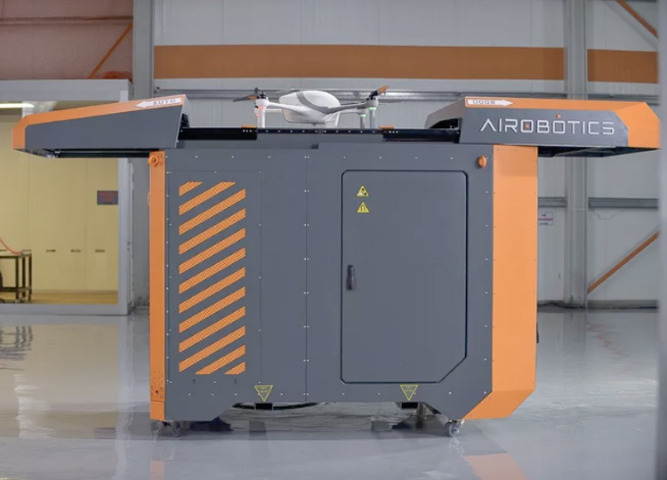 Airobotics introduceert volledig autonome Optimus drone