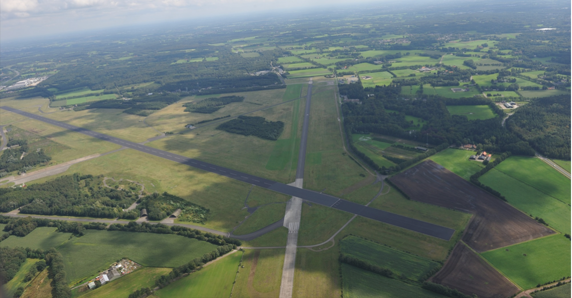 1473849699-Counter_Drone_Twente_Space53_Robird_testlocatie_prototype_vliegtuigbaan.png