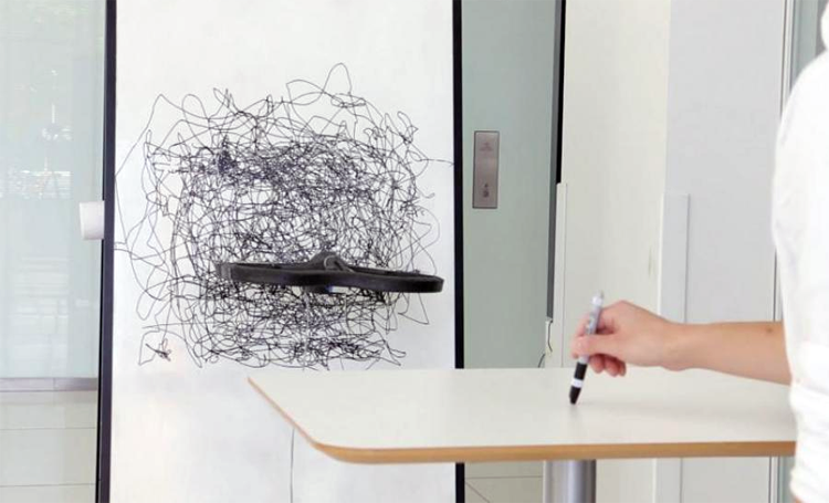 Flying Pantograph: kunst maken met je drone